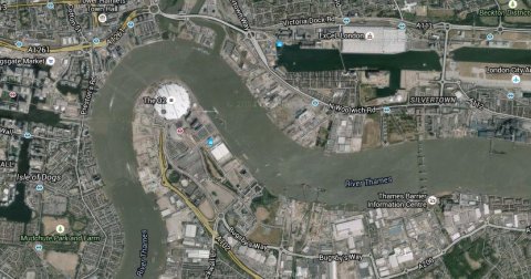 River Thames, North Woolwich. Image: Google Satellite.